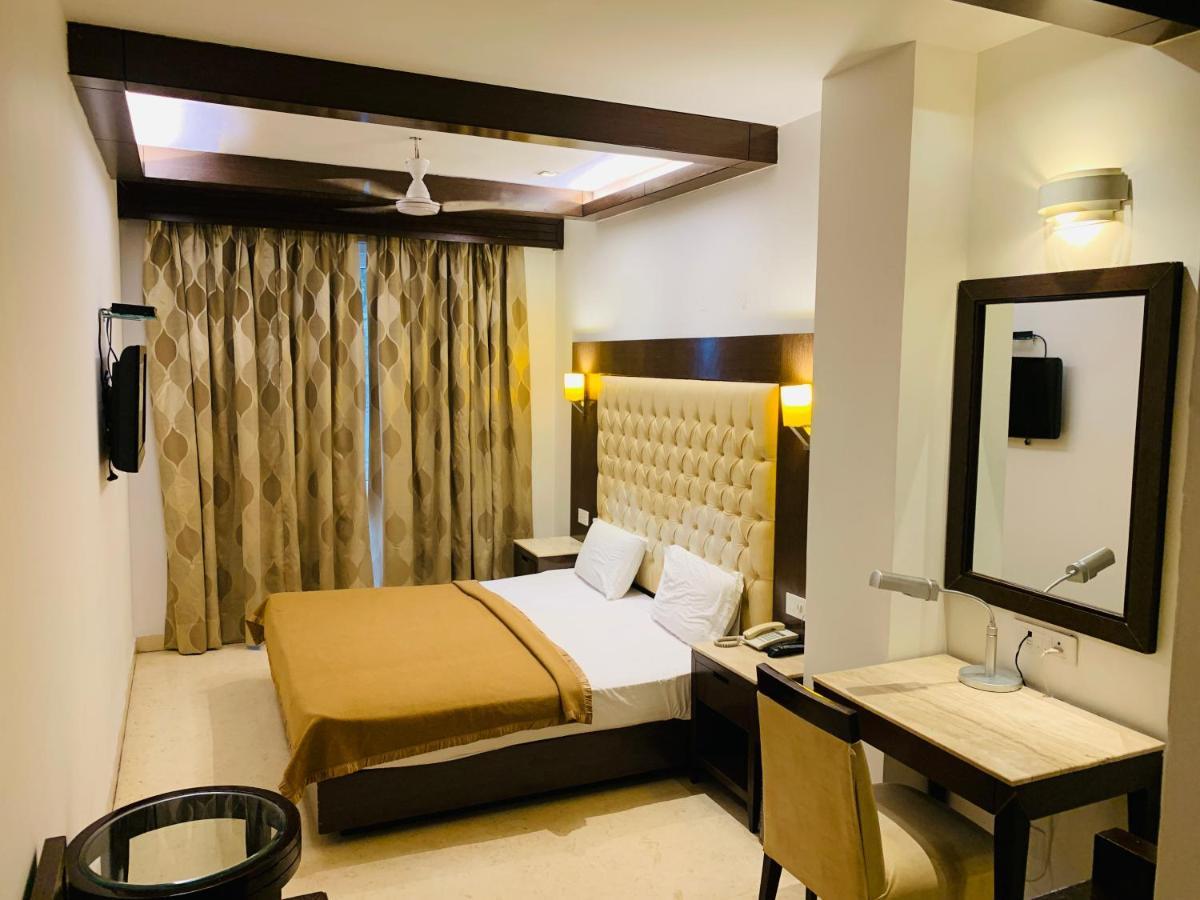 Metropolis Tourist Home Paharganj New Delhi Exterior photo
