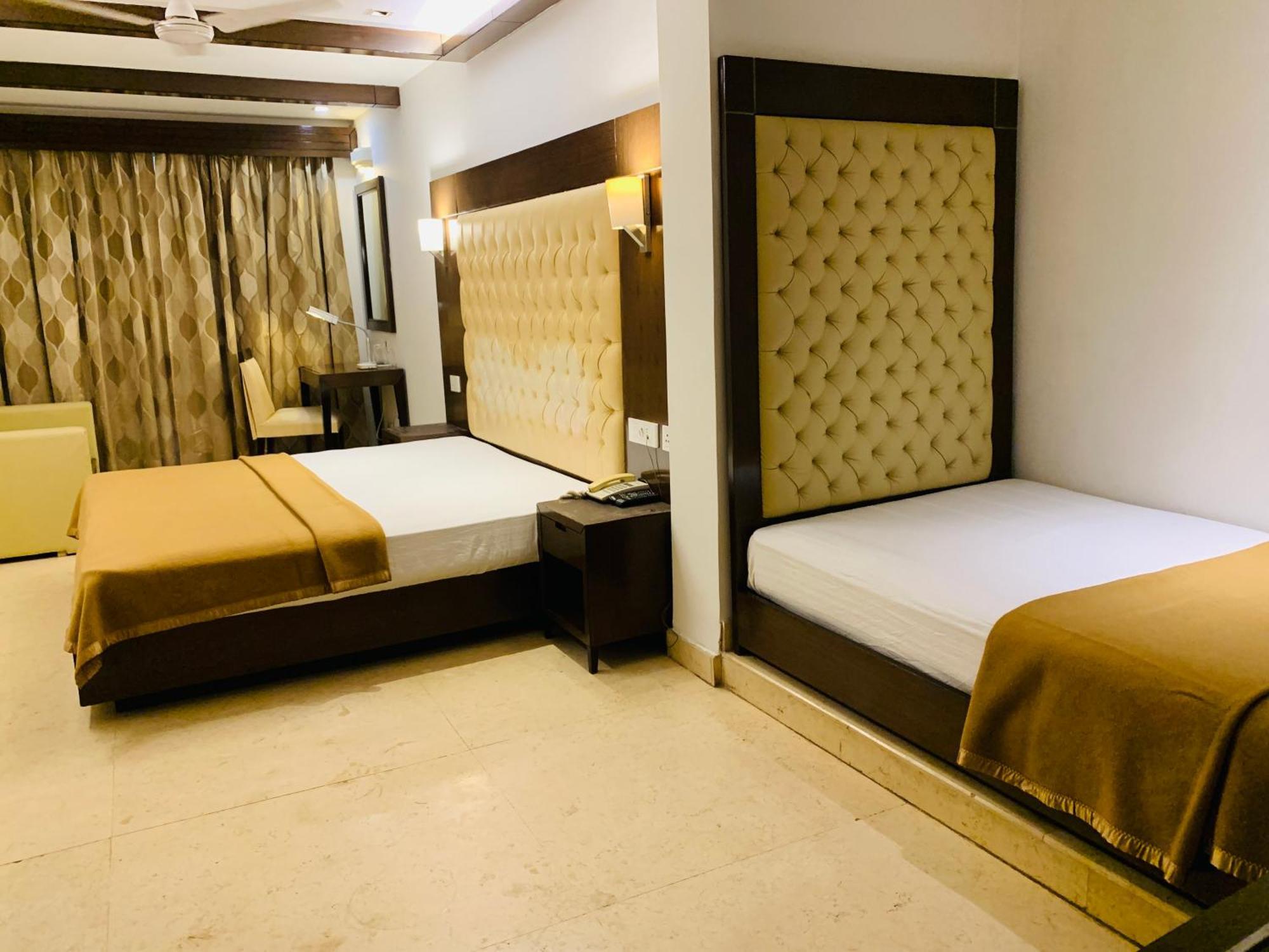 Metropolis Tourist Home Paharganj New Delhi Exterior photo