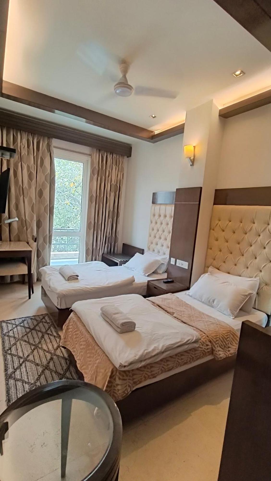 Metropolis Tourist Home Paharganj New Delhi Exterior photo